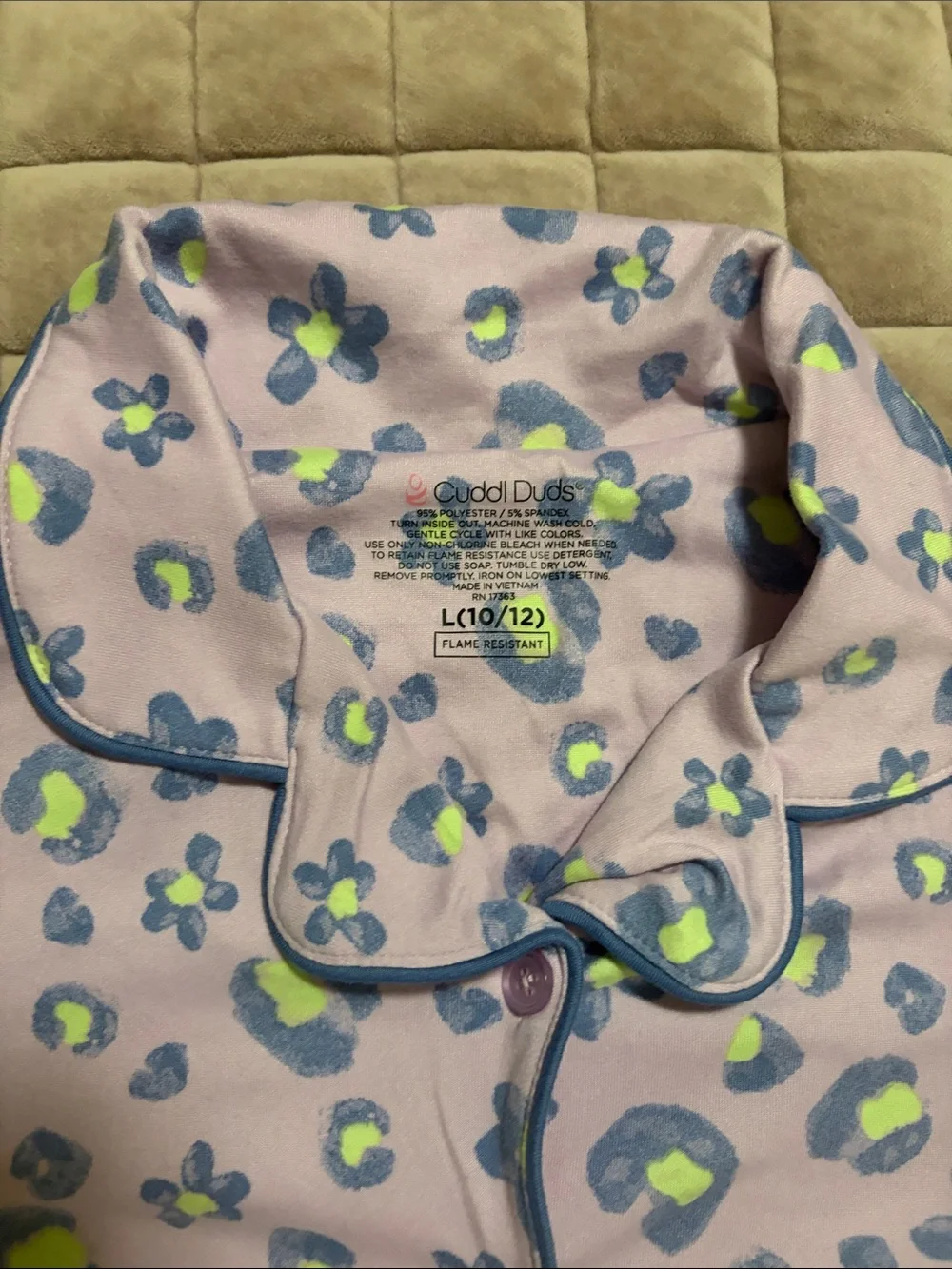 Cuddl Duds Lavender Floral Short Pajama Set with Blue Trim Size L(10/12)